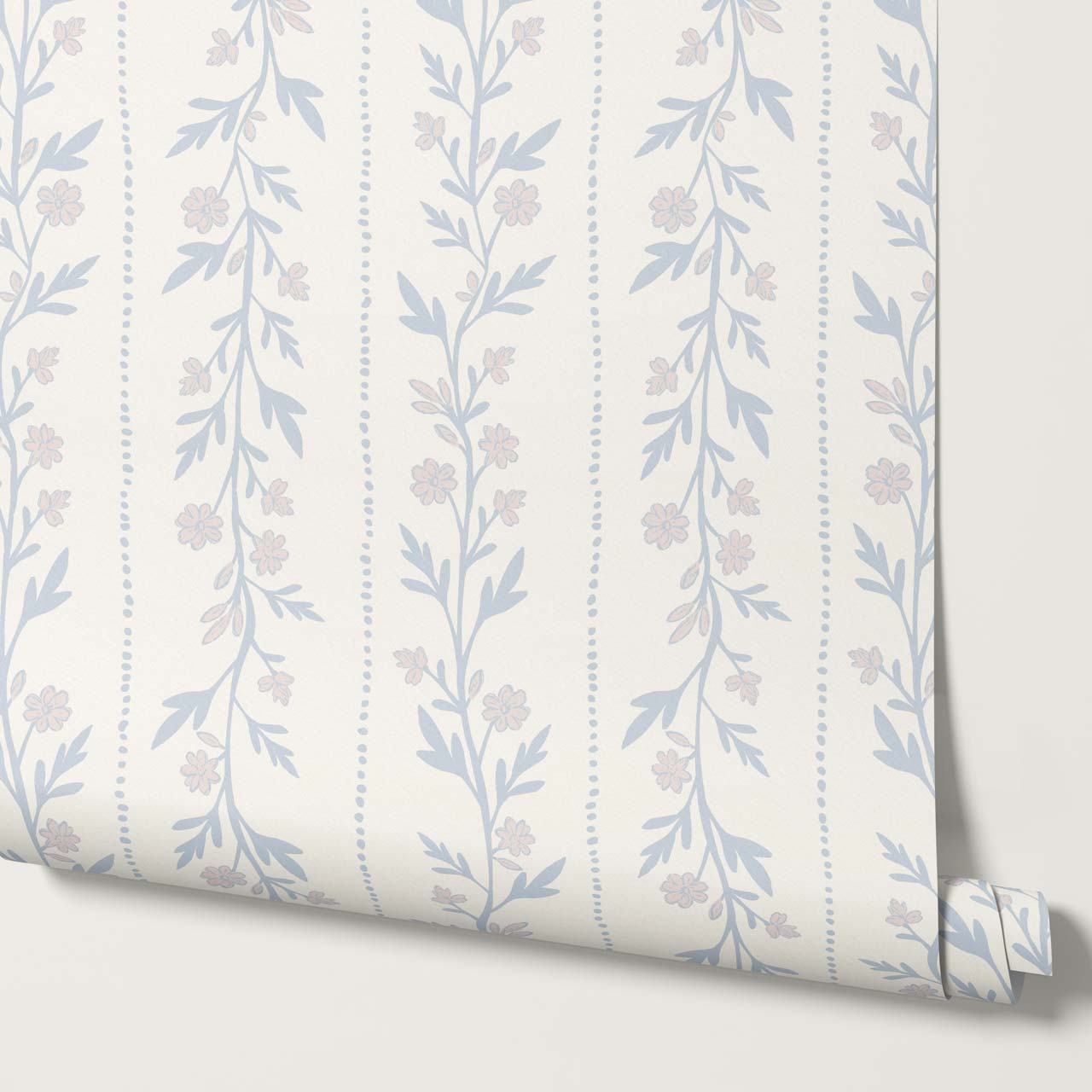 Ivi Trailing Stripes Sky Cream Wallpaper