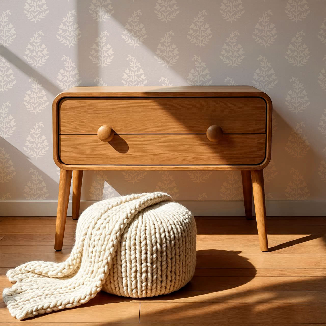 Josette Paisley Mauve Wallpaper