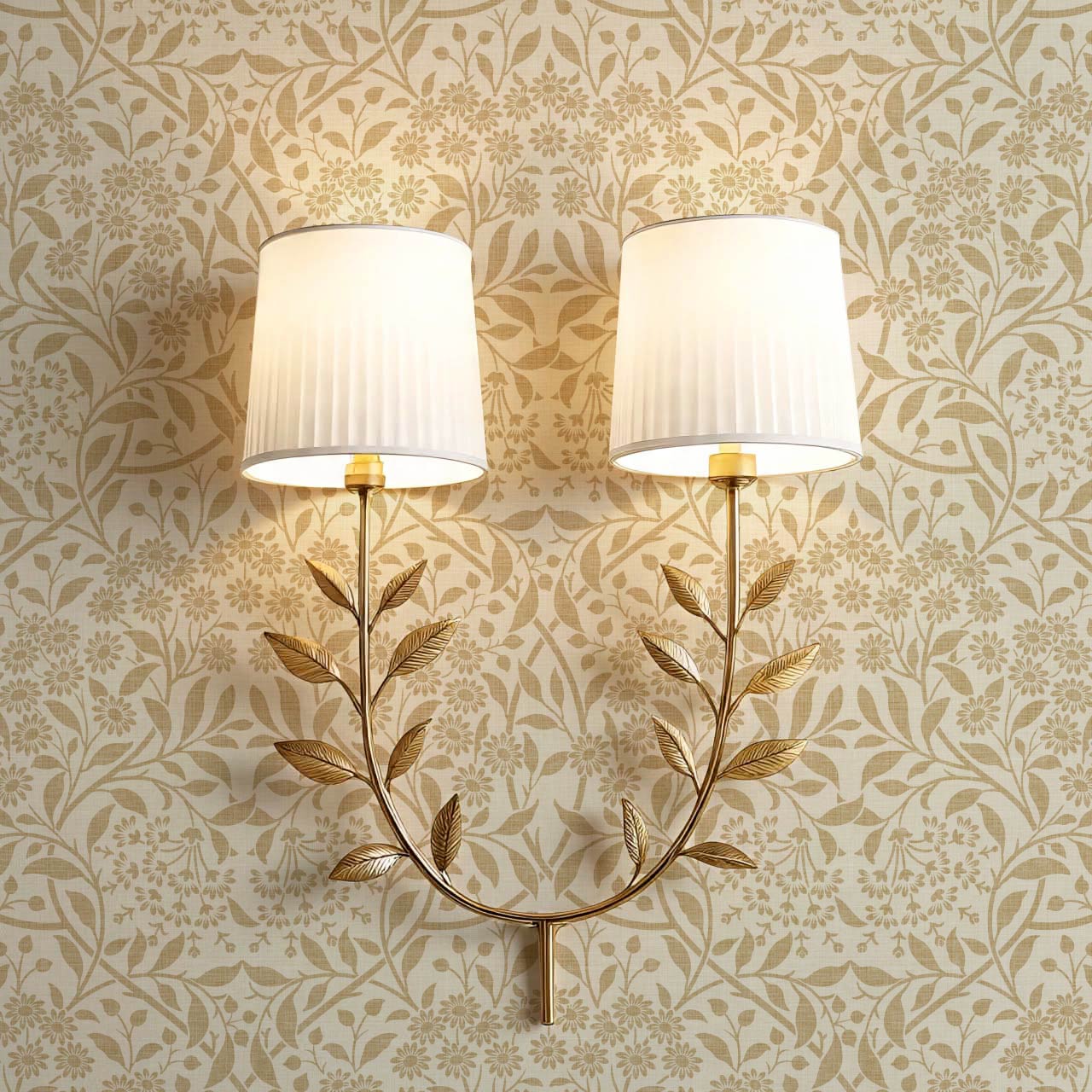 Laverne Graceful Daisy Honey Cream Wallpaper