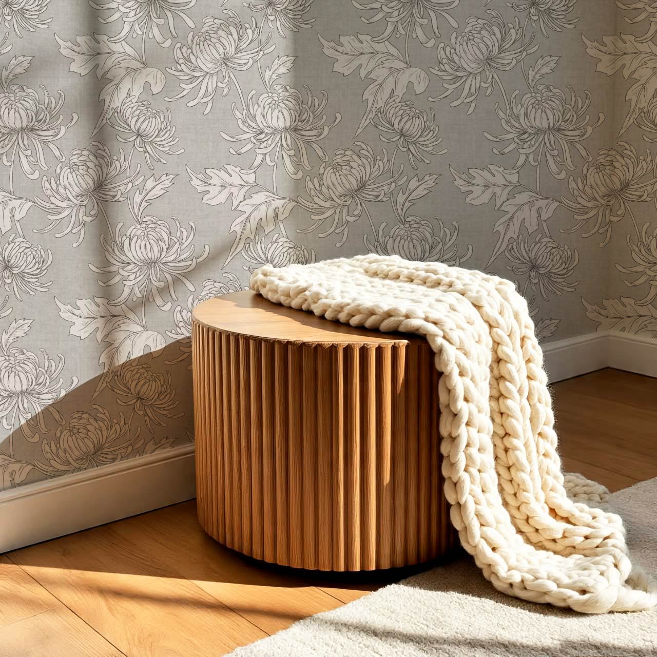 Qiana Large Chrysanthemums Silver Dove Gray Wallpaper