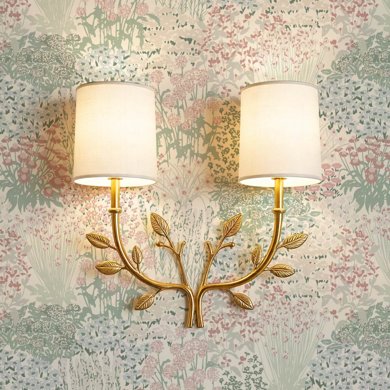 Reese Garden Bloom Soft Pastel Wallpaper