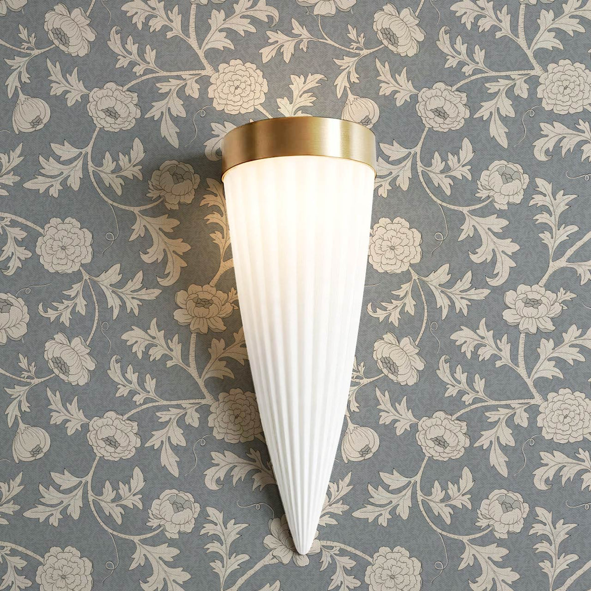 Susana Twining Garden Gray Sky Ivory Wallpaper