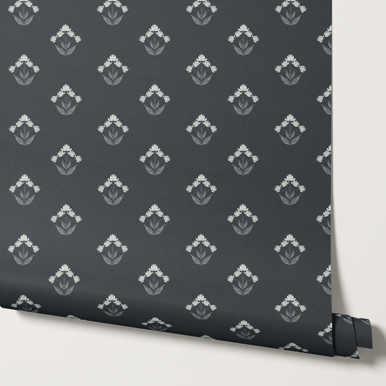 Thara Mirrored Bunch Slate Wallpaper