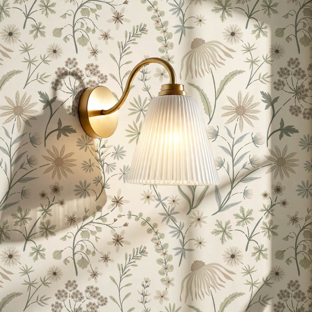 Ada Wildflower Herbarium Neural Beige Wallpaper