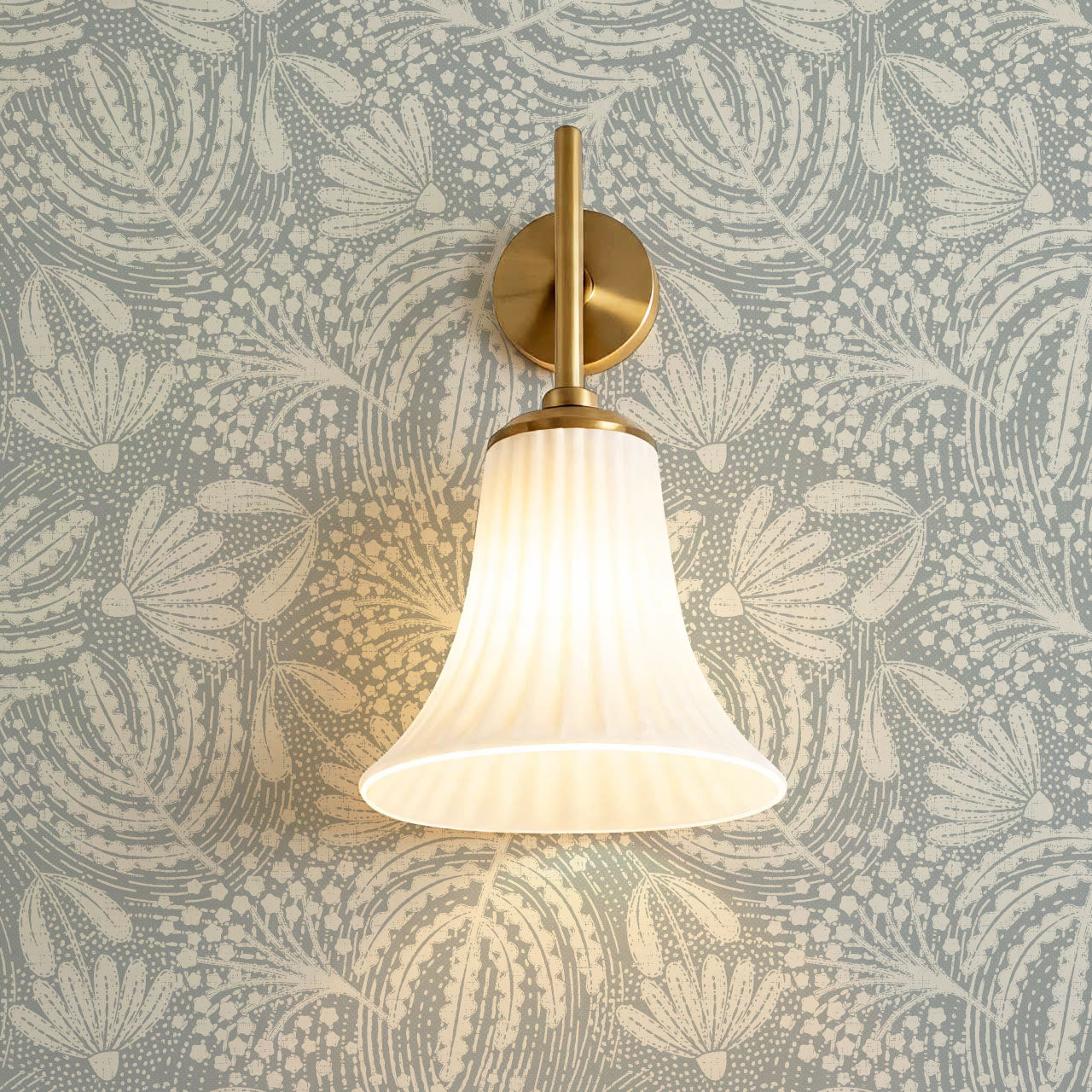 Aina Botanical Garden French Blue Wallpaper