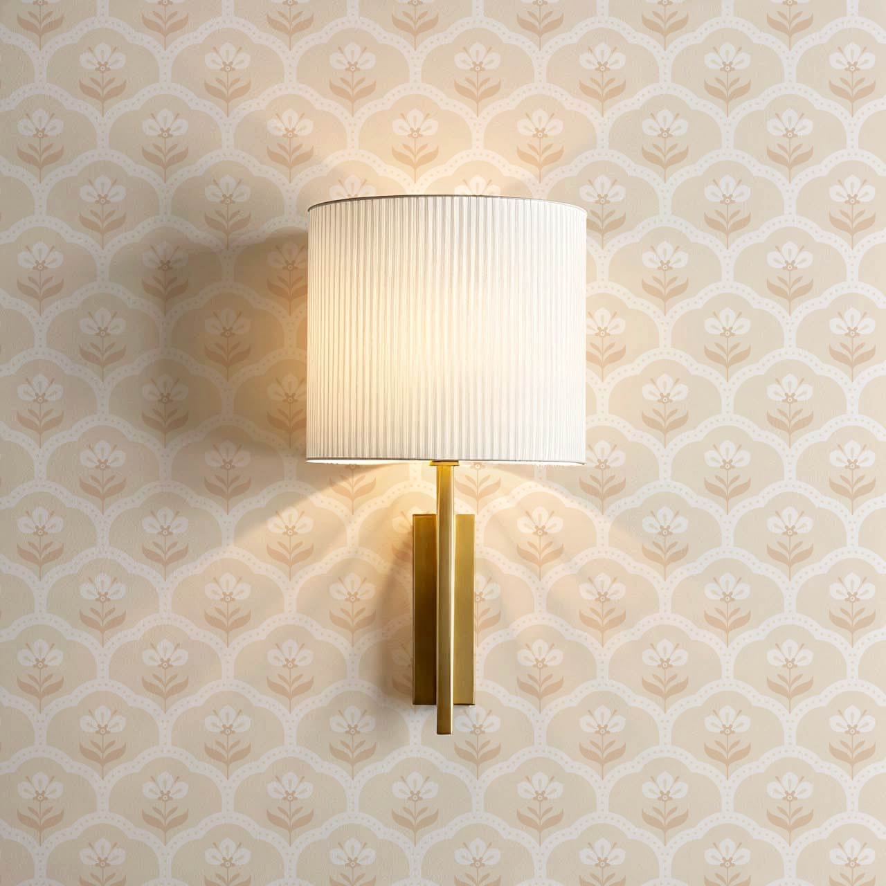 Asta Scallop Bloom Soft Peach Wallpaper