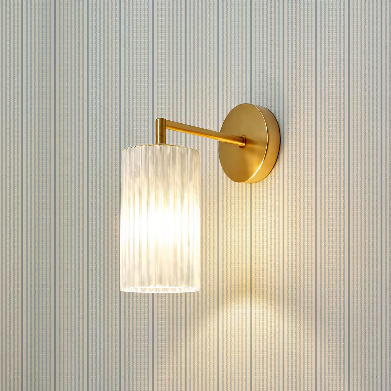 Brooklyn Thin Pin Stripe Blue Wallpaper