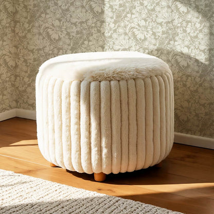 Elowyn Tossed Blooms Olive Wallpaper