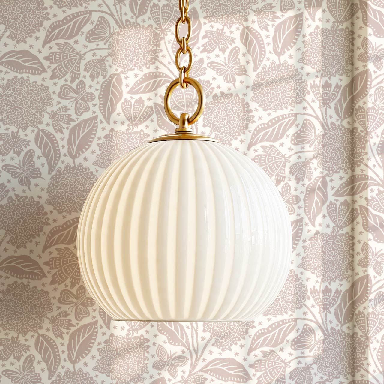 Erika Hydrangeas & Butterflies Mauve Cream Wallpaper