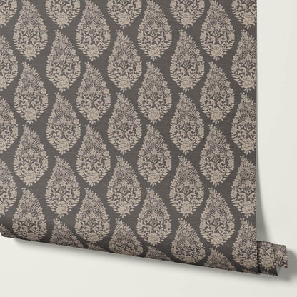 Fida Heirloom Paisley Charcoal Bone Wallpaper