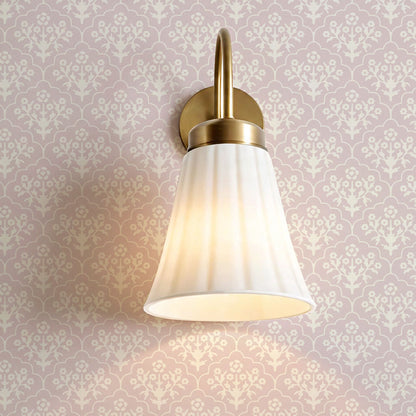 Frankie Blooms Pink Wallpaper