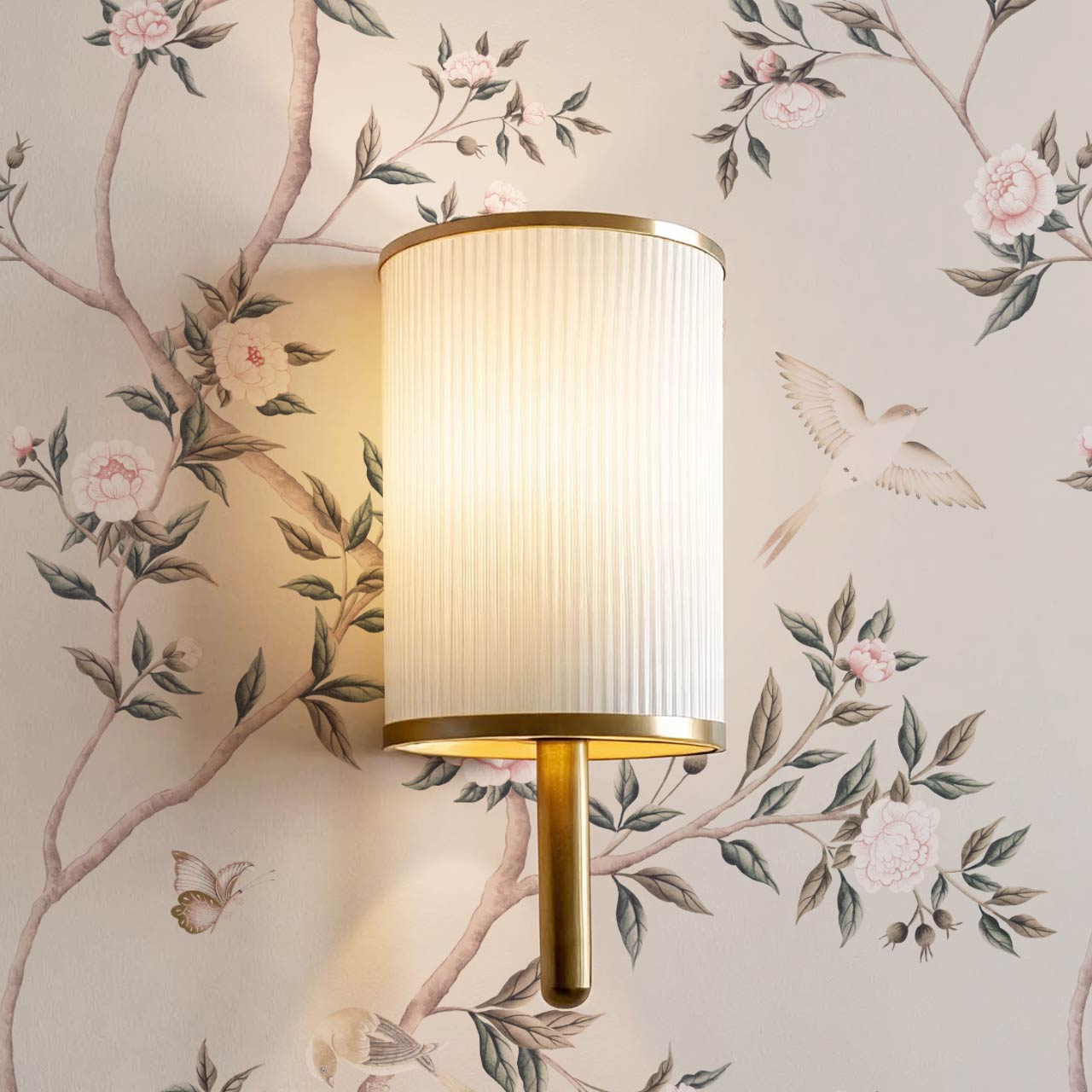 Hemma Porcelain Orchard Chinoiserie Rose Dust Beige Wallpaper