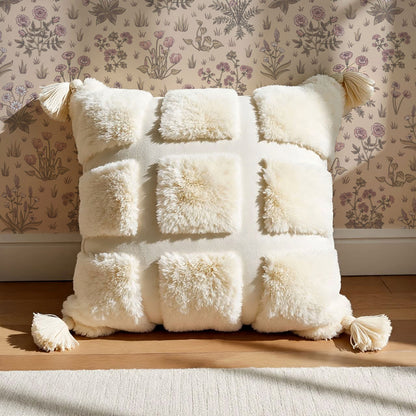 Juliet Country Garden Mauve Wallpaper