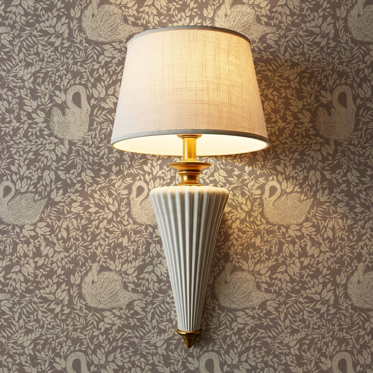 Margot Rose Mauve Swans Wallpaper