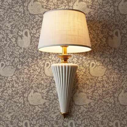 Margot Rose Mauve Swans Wallpaper