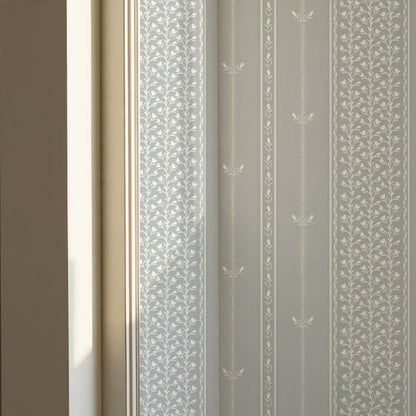 Marietta Tulip Dove Gray Wallpaper