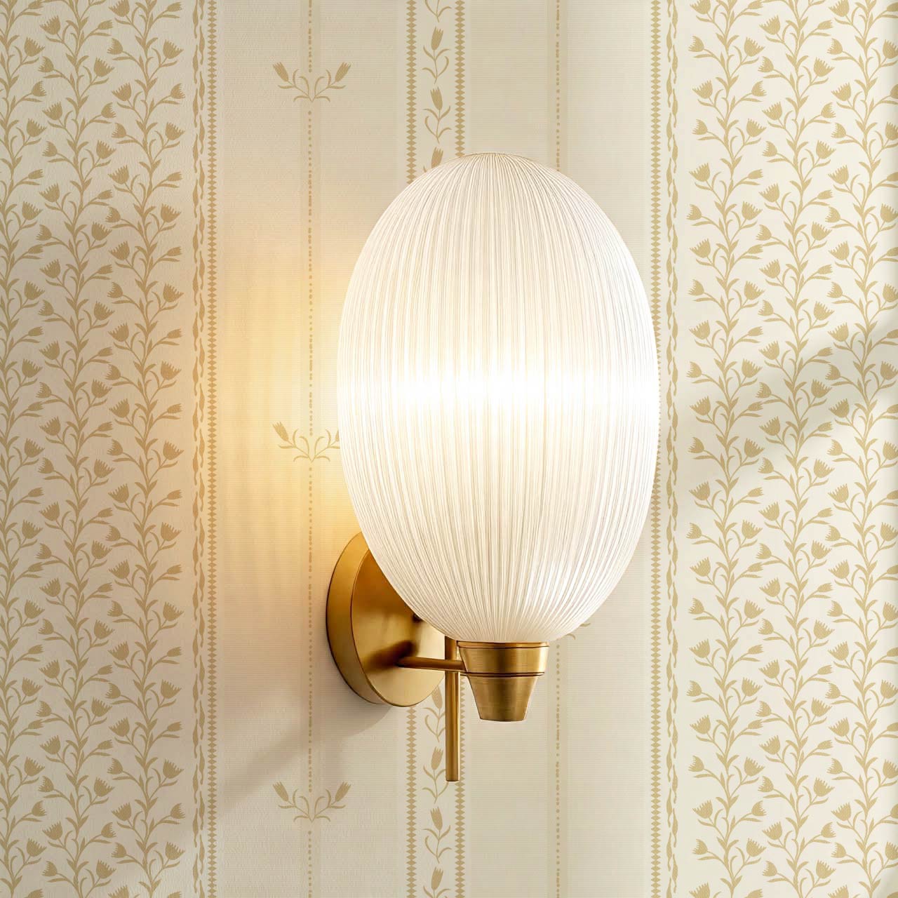 Marietta Tulip Honey Mustard Wallpaper