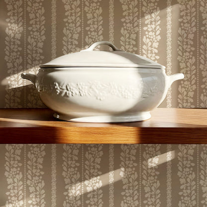 Mary Beige Laced Petals Wallpaper