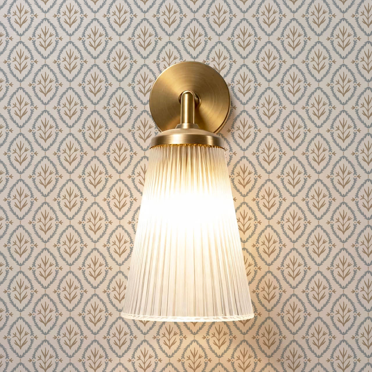 Merveille Garden Brown Wallpaper