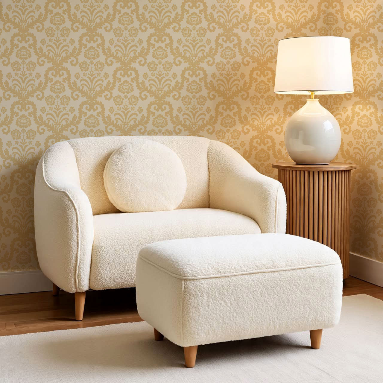Molly Classic Damask Butter Gold Wallpaper
