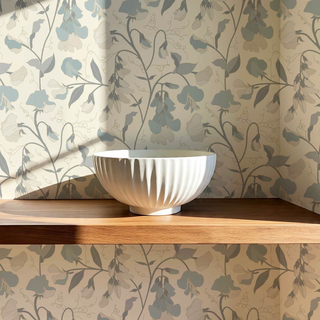 Nella Sweet Pea Cream Sky Wallpaper
