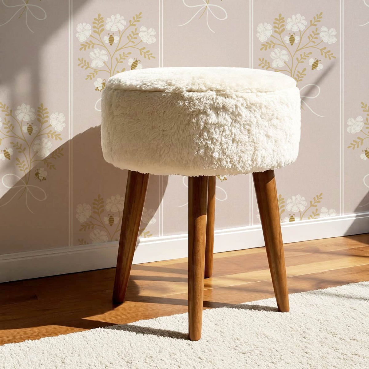 Pipa Blossom Bees Rose Dust Beige Wallpaper