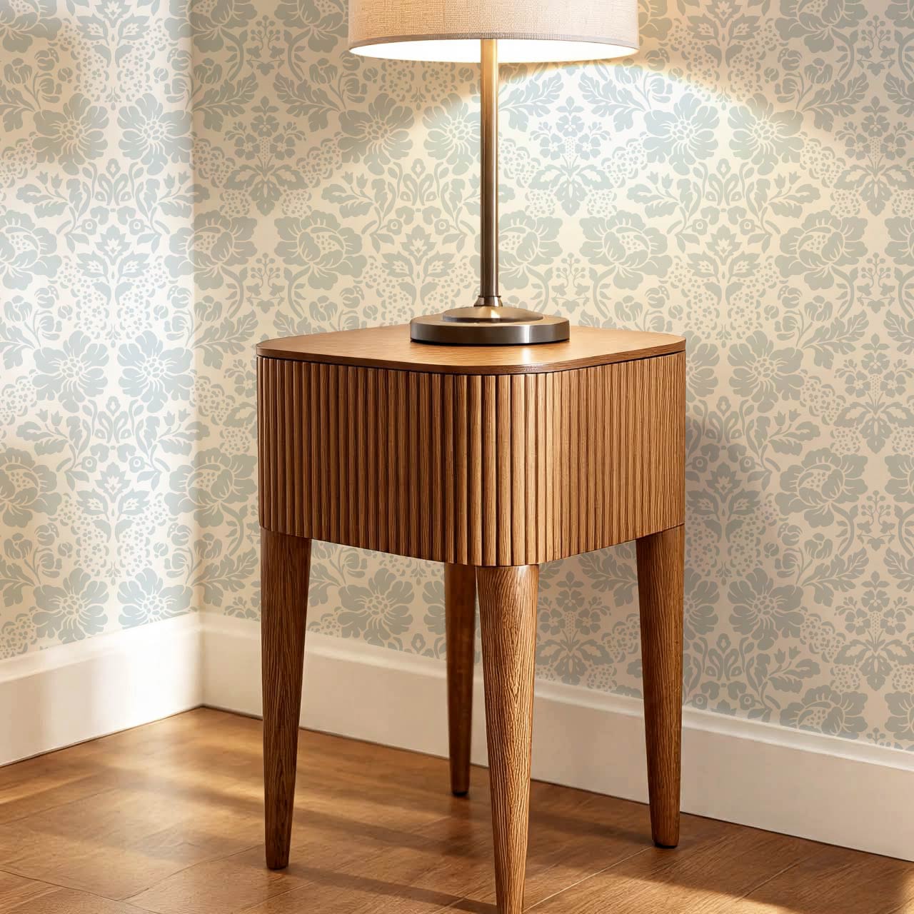 Presley Ogee Damask Cream Gray Wallapaper