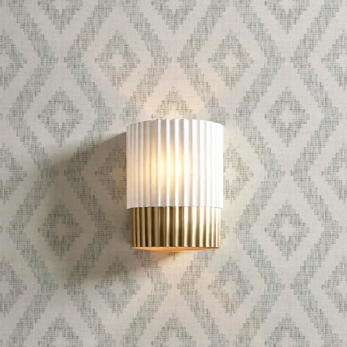 Rodelia Woven Rhythm Neutral Pale Gray Wallpaper