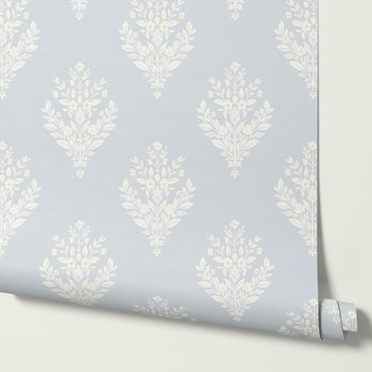 Renata Floral Medallion Sky Cream Wallpaper