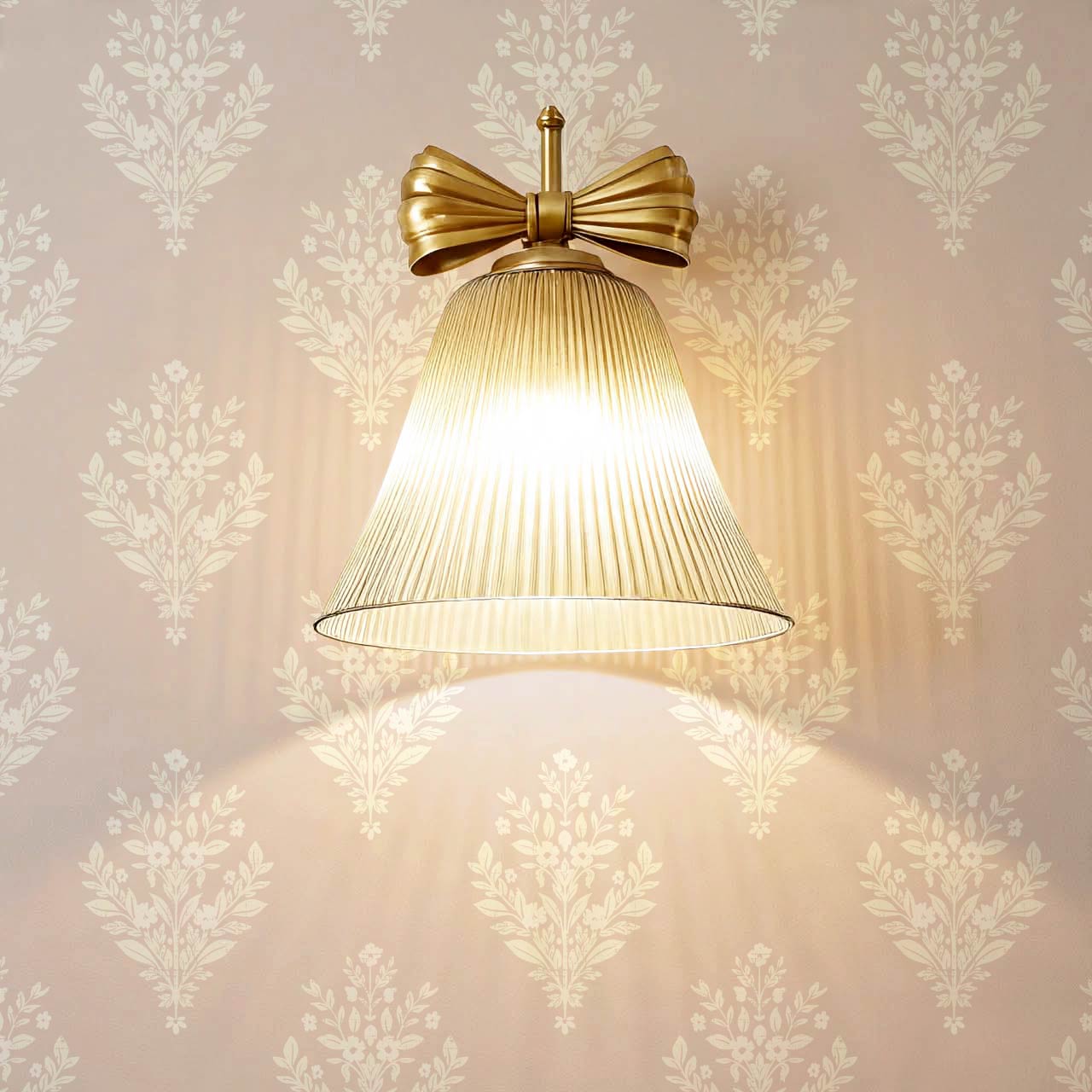 Renata Floral Medallion Mauve Cream Wallpaper