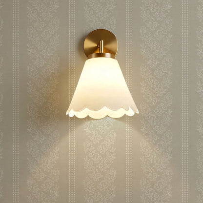 Renée Woven Powder Gray Botanicals Wallpaper