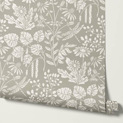 Selah Lake & Meadow Dry Sage Wallaper