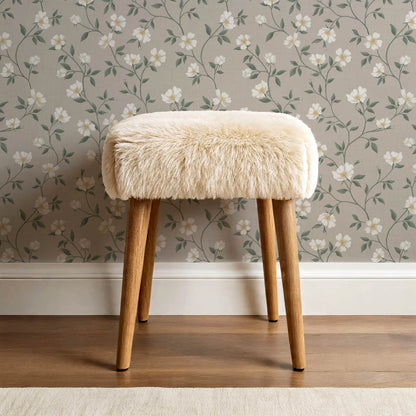 Tatjana Floral Chinoiserie Beige Ivory Wallpaper