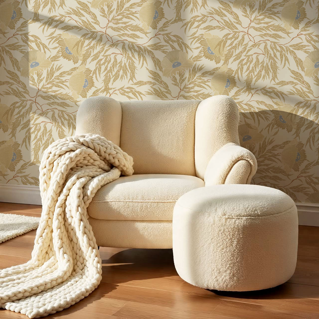 Violetta Flora Large Gold Wallpaper